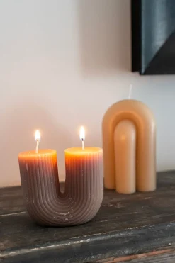 Cristina Oria Velas^Vela Doble Con Relieve En Forma De "U"