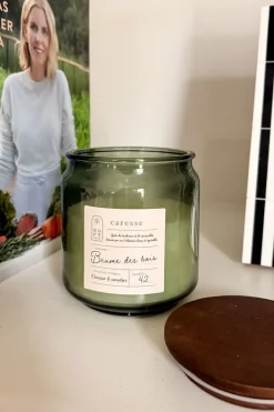 Cristina Oria Velas^Vela Perfumada En Tarro De Vidrio Con Tapa De Pino